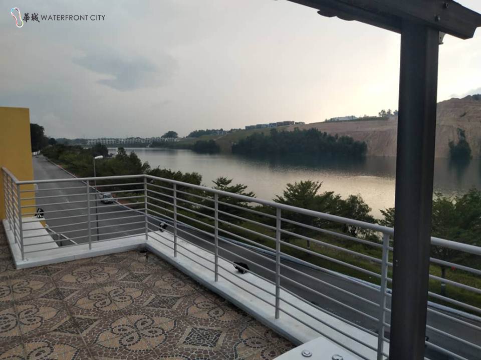 ROOF GARDEN - 4